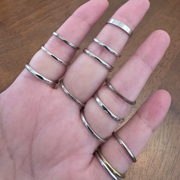 64 Piece Vintage To Costume To Fashion Ring Lot Bundle Estate - Picture 9 of 16